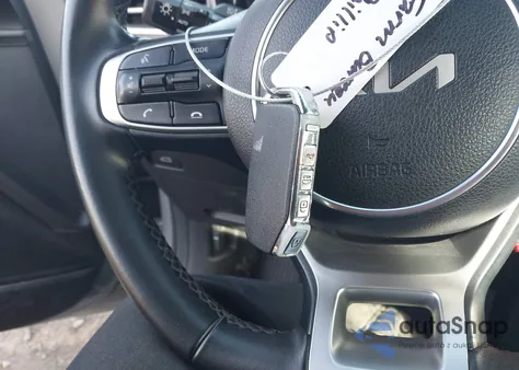 2023 Kia K5 Gt-Line z USA, uszkodzony, nr VIN 5XXG64J20PG199466